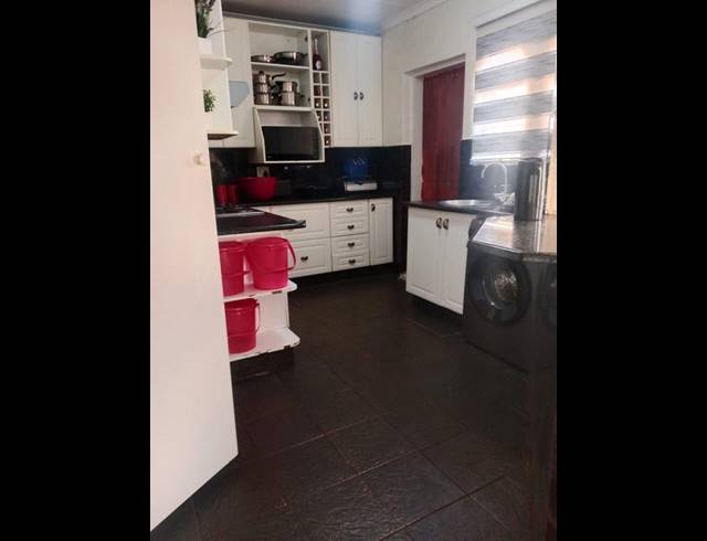 3 BEDROOM HOUSE FOR SALE IN DAWN PARK EXT